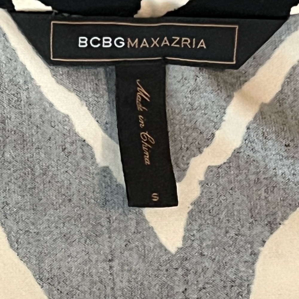 BCBG MaxAzaria Mini Dress size small black and white - Picture 4 of 8